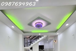 Q8 P4 PHẠM THẾ HIỂN 3PN GẦN CHỢ GẦN TRƯỜNG HỌC GẦN BV Q8 HẺM 3.5M THÔNG RA CAO LỖ 4.xT